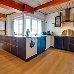 Tilla - 600m From The Sea By Interhome بيت للعطل