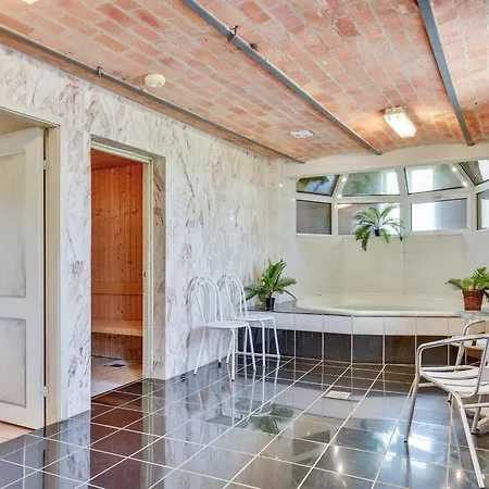 Tilla - 600m From The Sea By Interhome * Bredebro