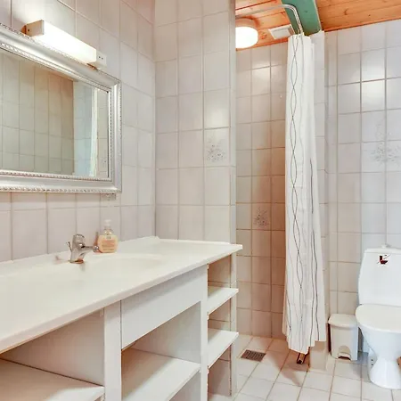 Tilla - 600m From The Sea By Interhome * Bredebro