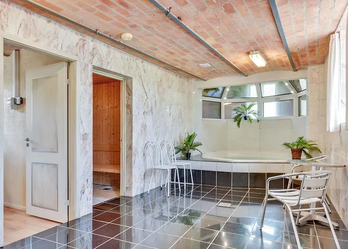 Tilla - 600m From The Sea By Interhome * Bredebro